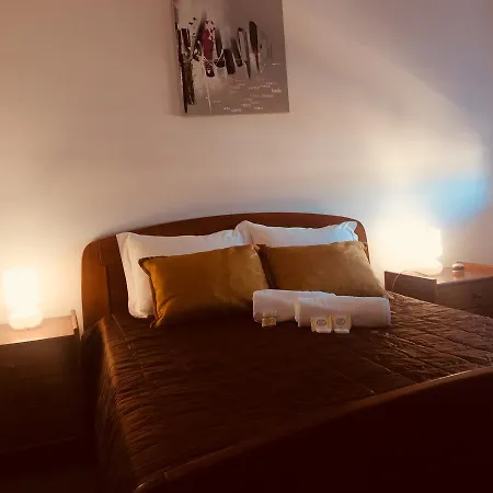 Top Floor Apartamento *